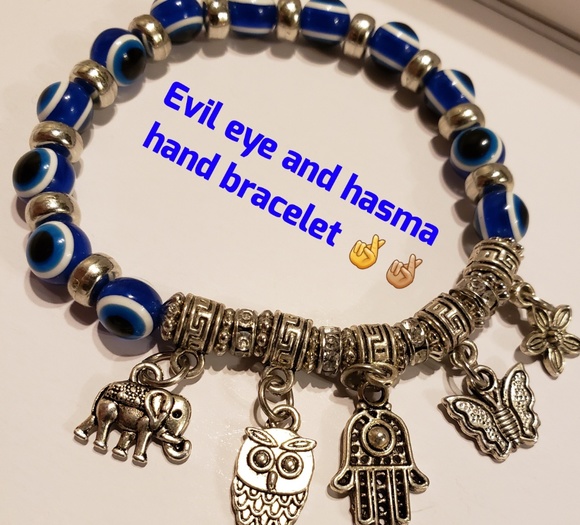 Jewelry - Turkish  eye bracelet with Hansa hand